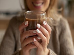 4 Manfaat Minum Cokelat Panas Dengan Rutin